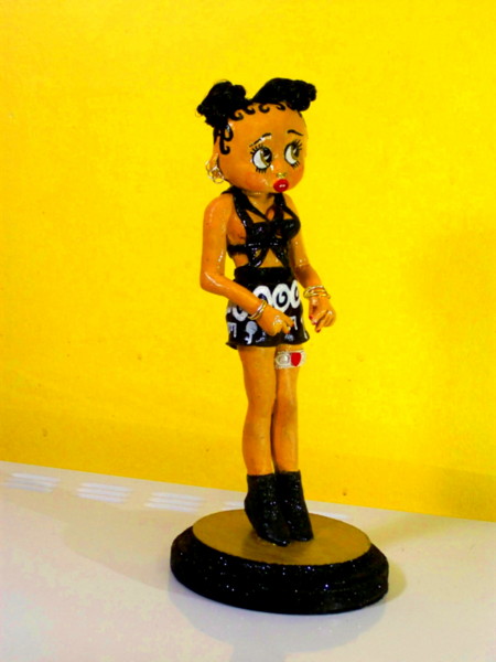 FKA Twigs Betty Boop figurine